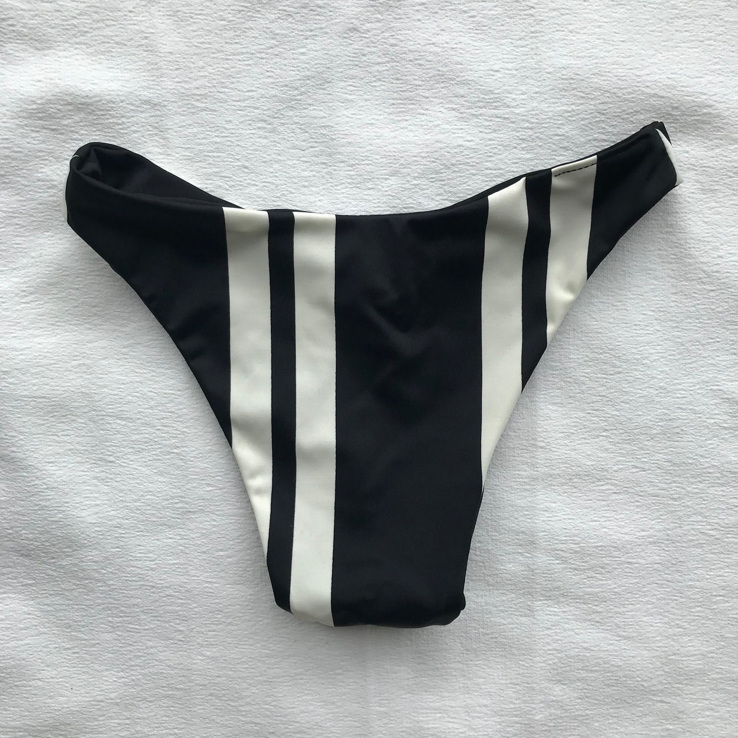 Maeve bottom | Black & White