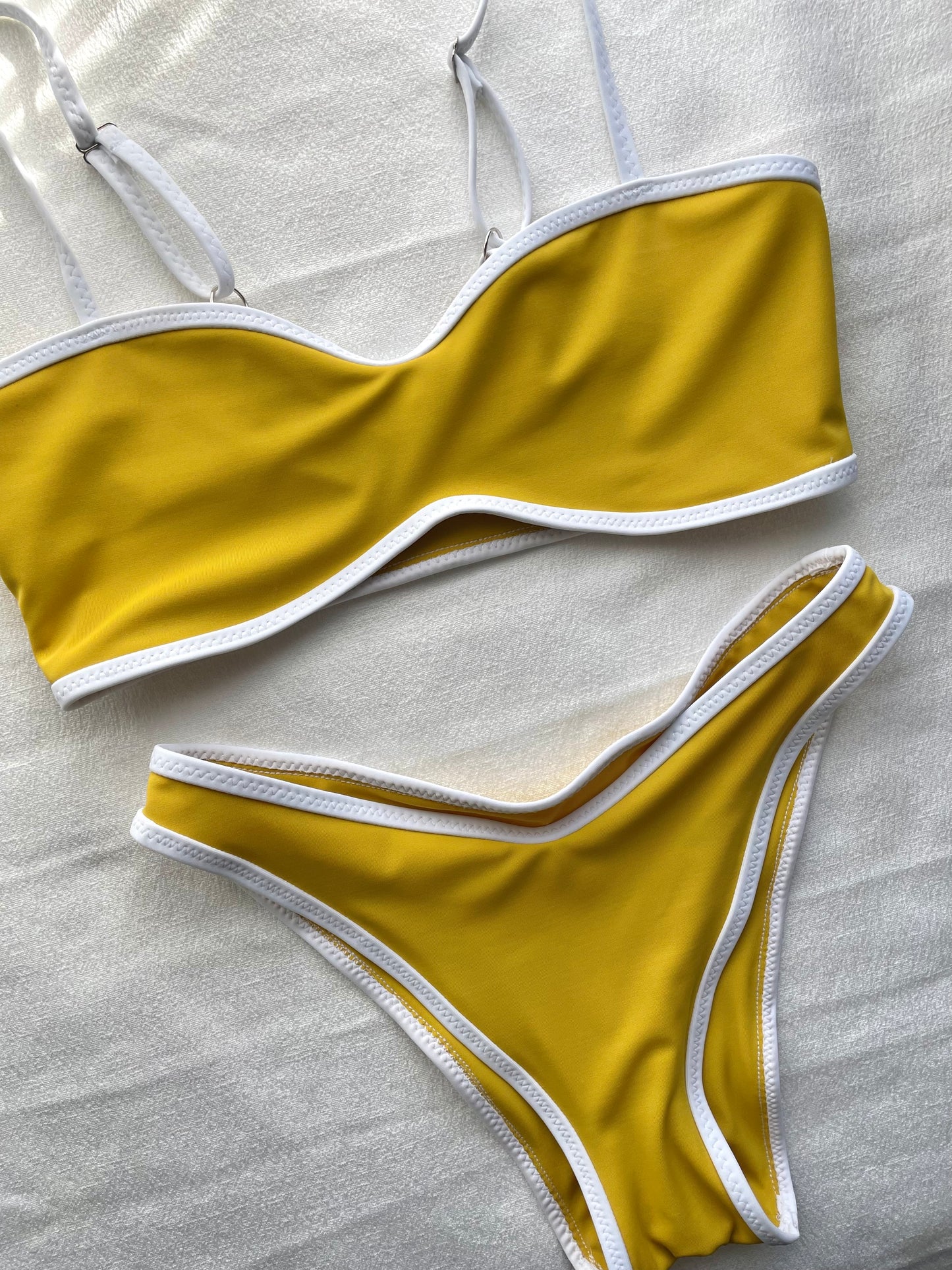 Lucy set | Mustard