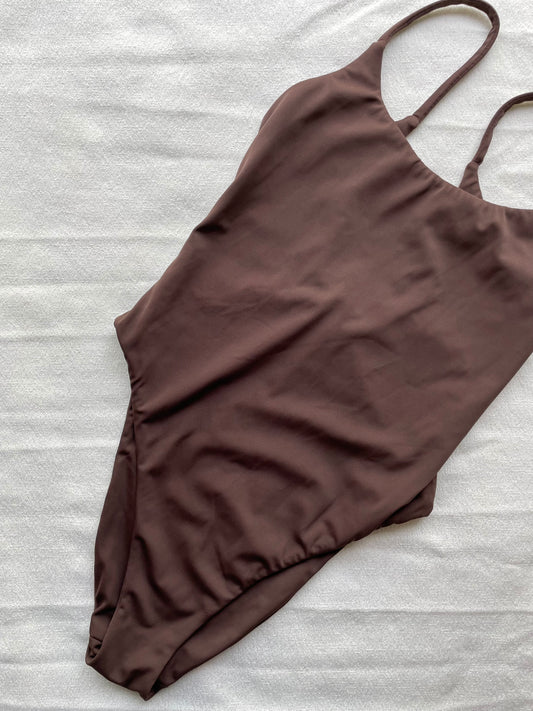 One piece | Brown